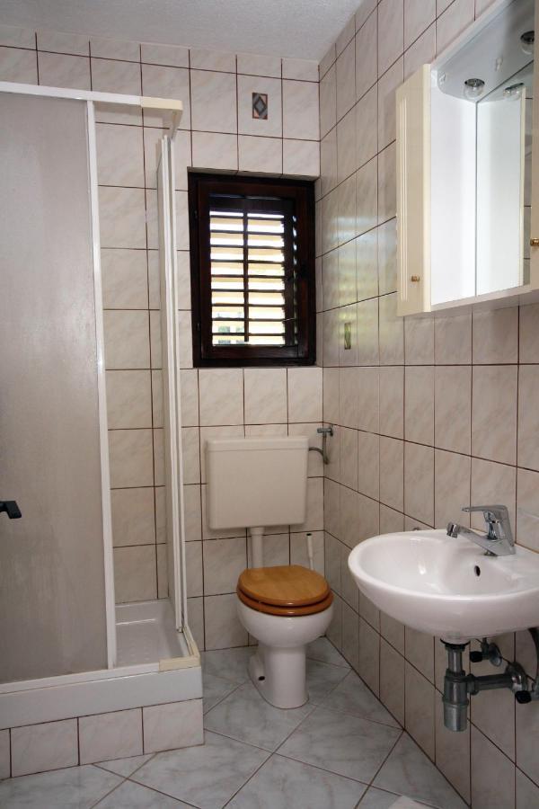 Apartments By The Sea Kampor, Rab - 5051 Ngoại thất bức ảnh